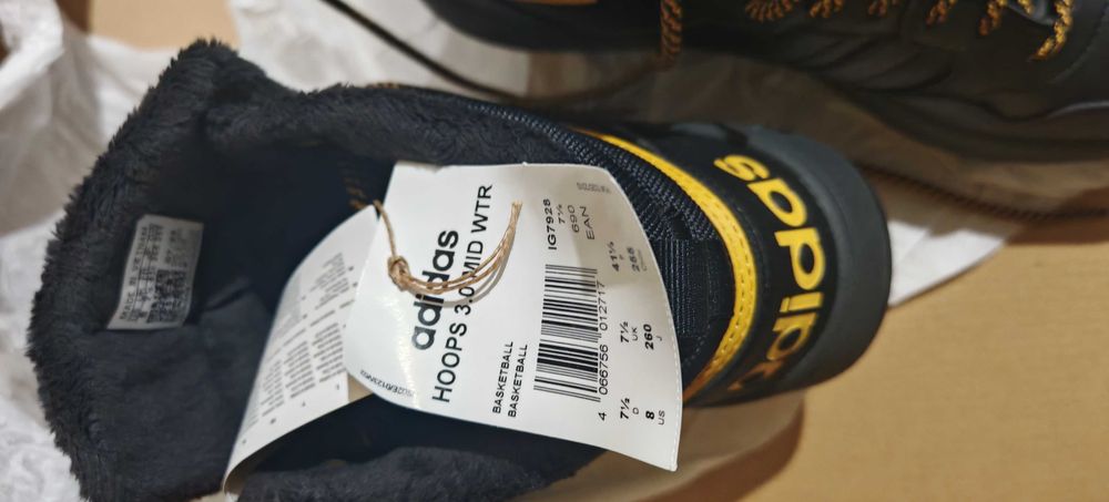 adidas Hoops 3.0 Mid Winter 41 номер
