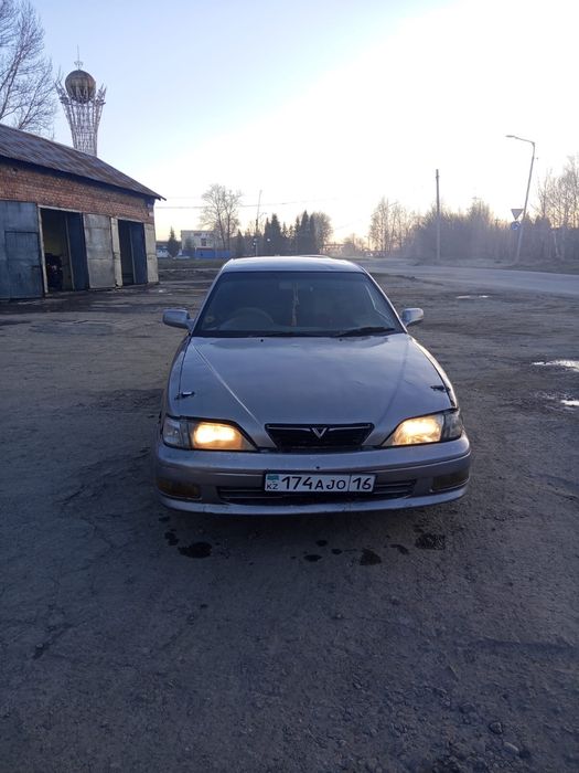 СРОЧНО ПРОДАМ тойота виста