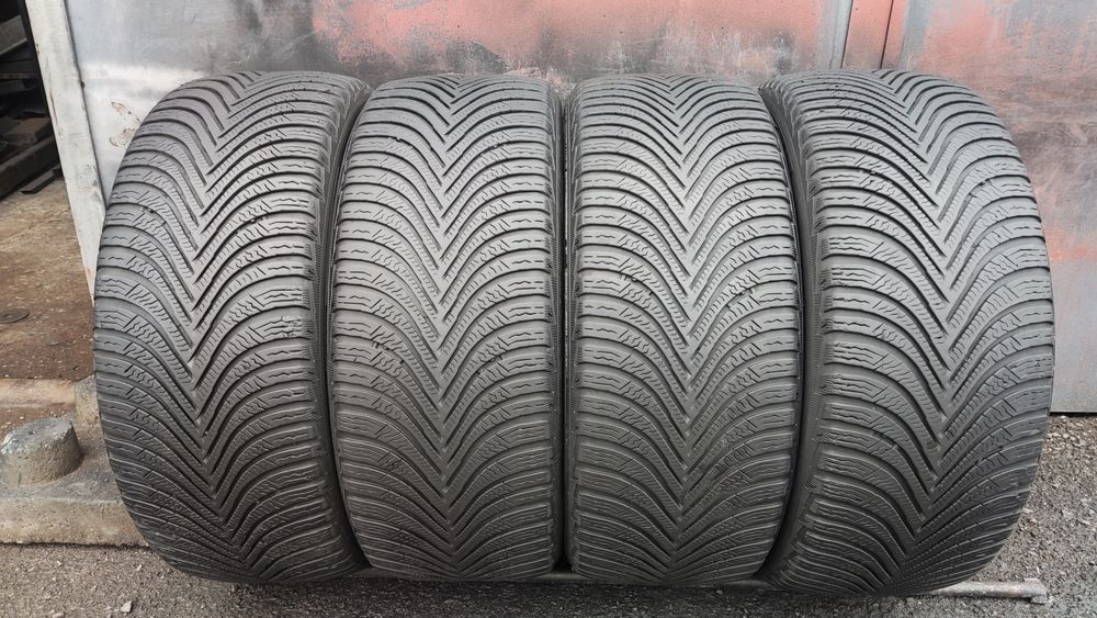 4бр. зимни гуми 225/45/17 Michelin Alpin5 , XL подсилени