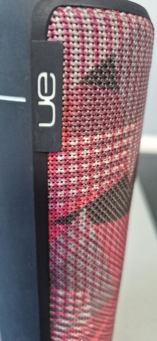 Logitech Ultimate Ears BOOM 2  в цвят Twilight Magenta