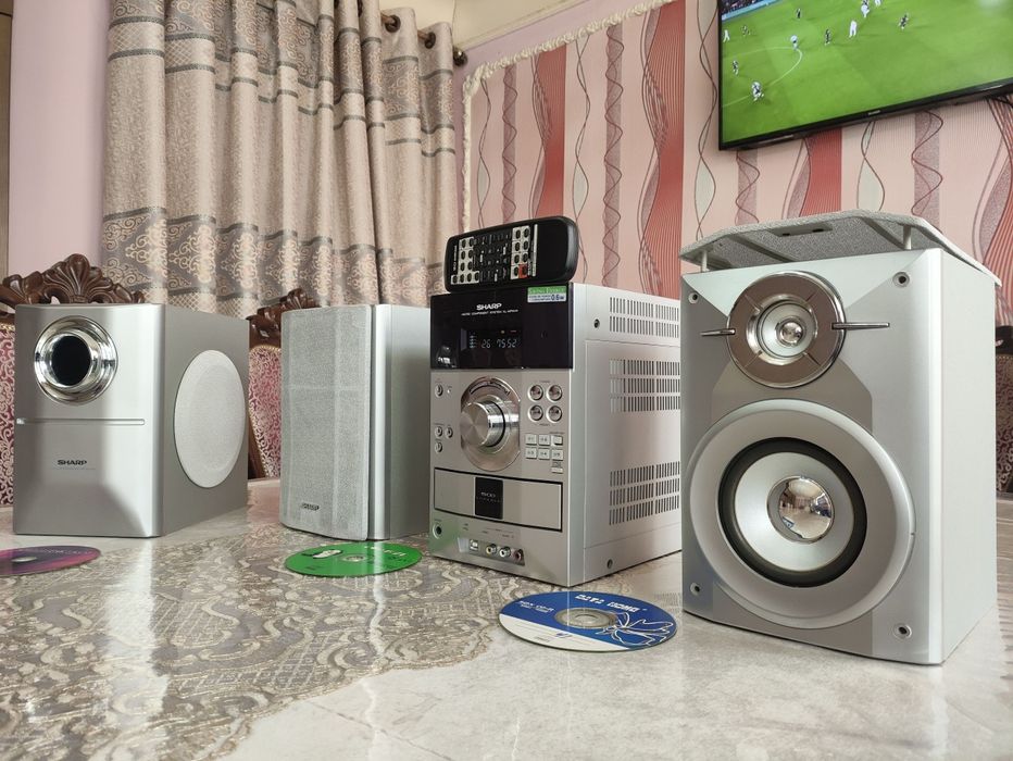 Sharp 2.1 mini sentr orginal  hamma joyi 100% ishlaydi