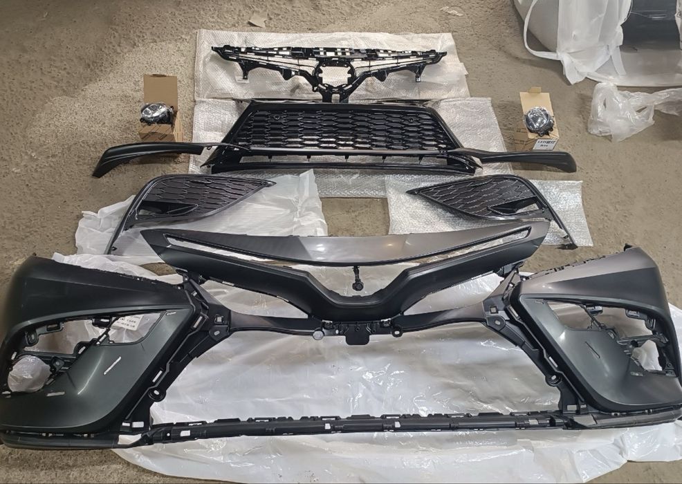 бампер передний toyota