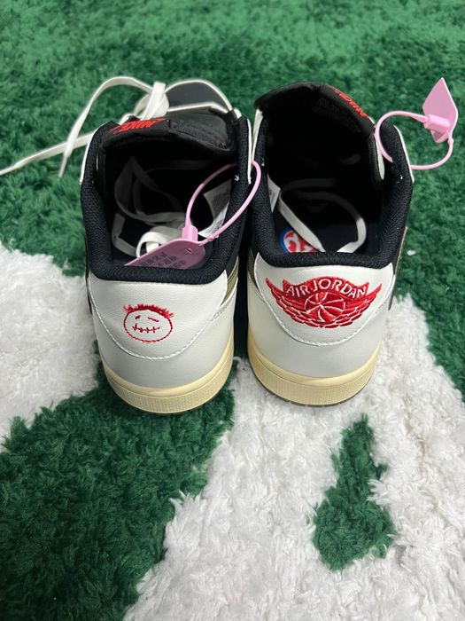 Jordan 1 Travis Scott Low Olive marimea 42.5 noi