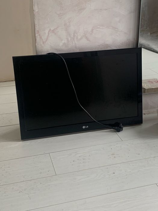 Продам тв без смарт