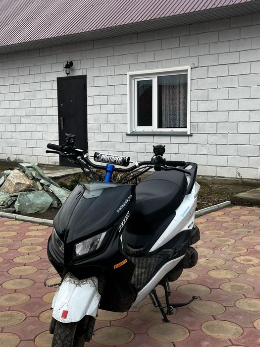 Продам скутер м8