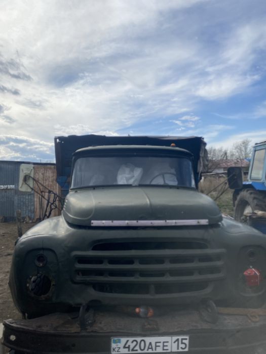 Продам два зила один на ходу