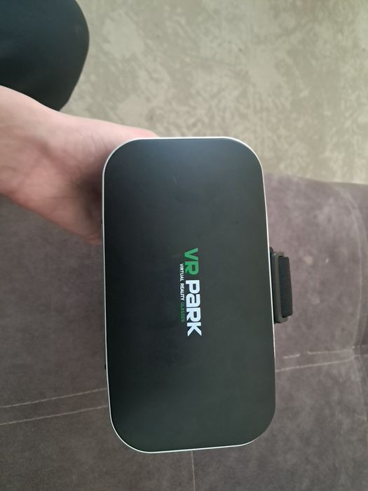 Продаю очки виртуальной реальности .