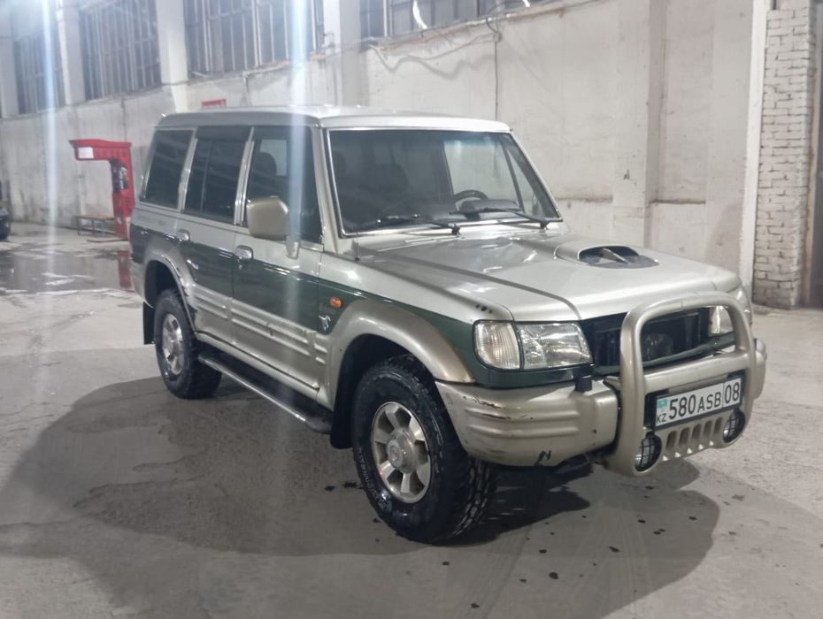 Hyundai Galloper