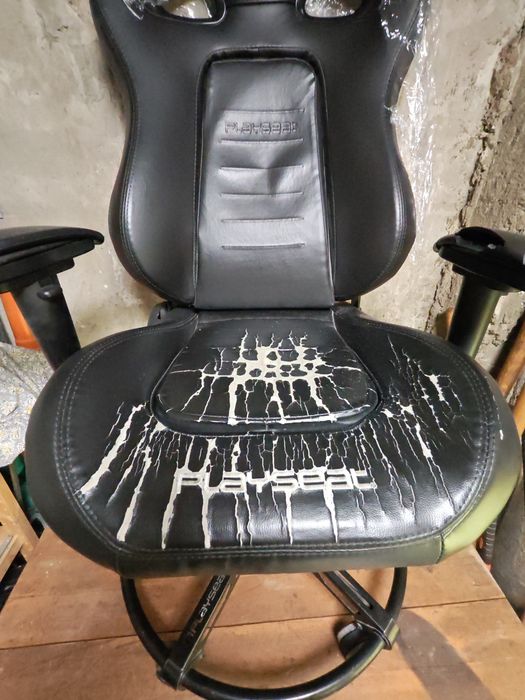 Гейминг стол Playseat - L33T, черен