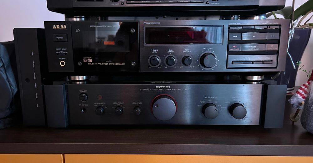 Amplificator ROTEL RA 1062,  tape deck Akai GX 52