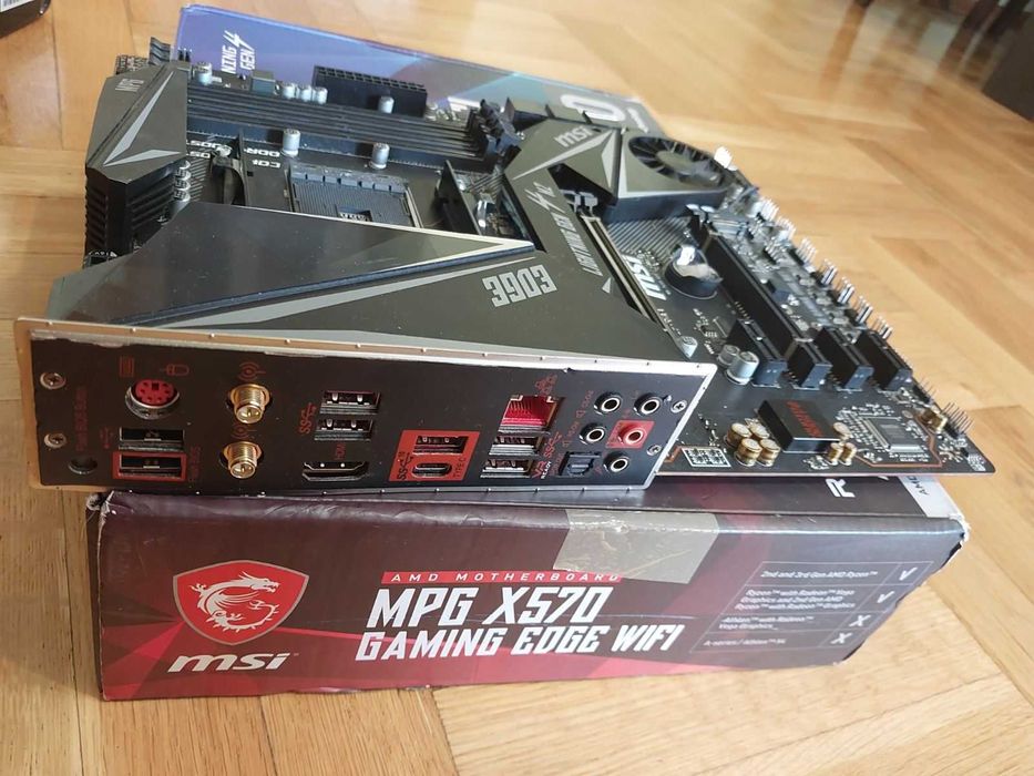 AMD Ryzen 9 5900Х + MSI X570 Gaming Edge Wi-Fi