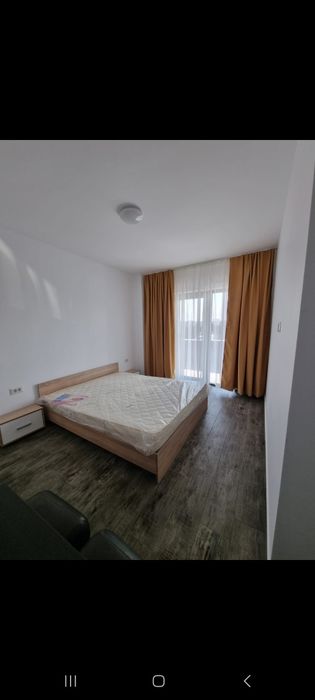 Inchiriez apartament cu 2 camere, in complex Steaua de Mare 2. Pe term