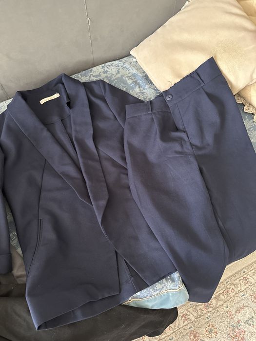 Продам вещи за 2000