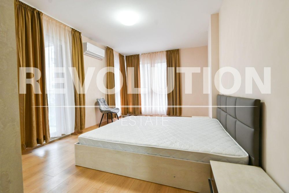 Тристаен апартамент в ж.к. Дружба 2 .