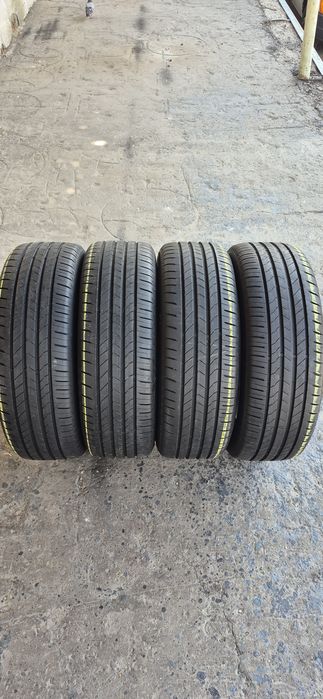 4 anvelope vara ca noi Bridgestone 235/60/18,dot 2022.Pretul este pe bucata.