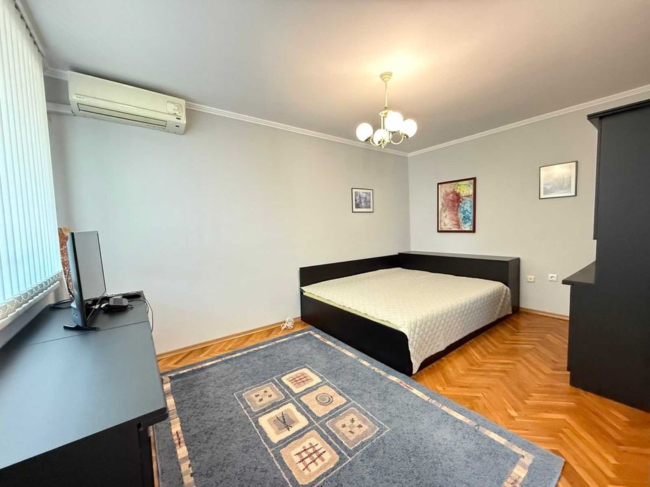 Дава се под наем Двустаен апартамент в Бургас, Възраждане - 60 кв.м за 346.8 € - Снимка #1