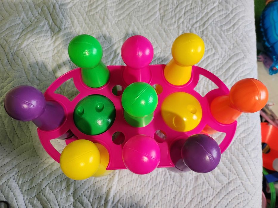 Кегли за игра за момиче или момче