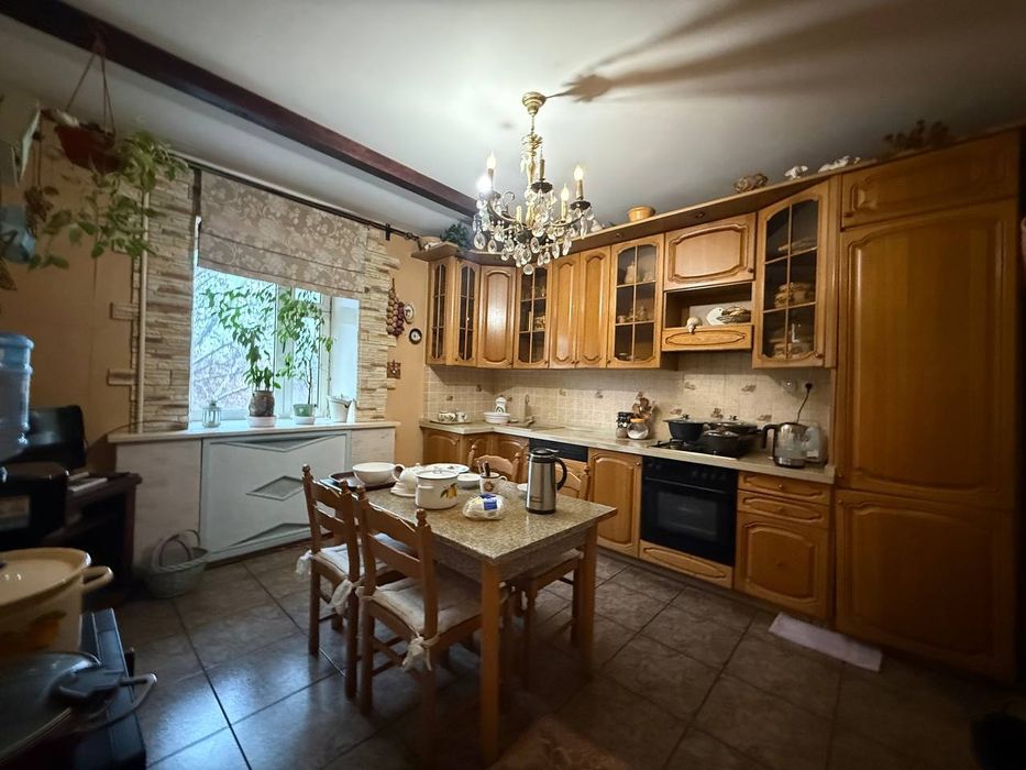 Продаётся Габус 5/4/6, 208м², с ремонтом и удобствами, срочно!!!