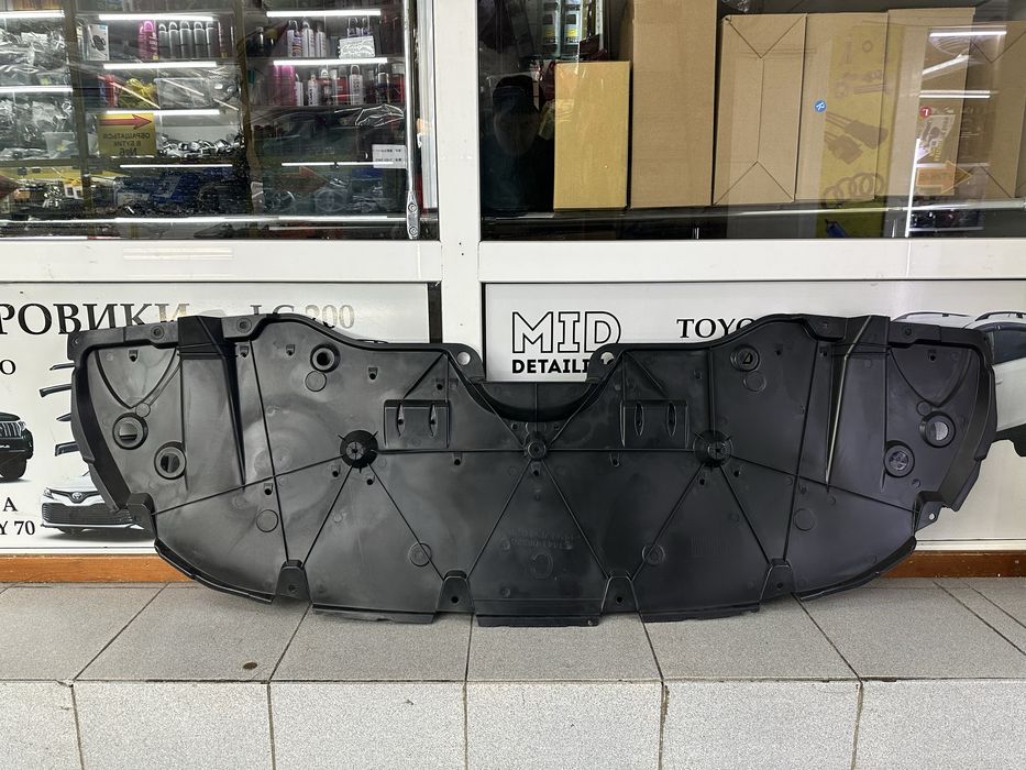 Передняя защита на Камри 70