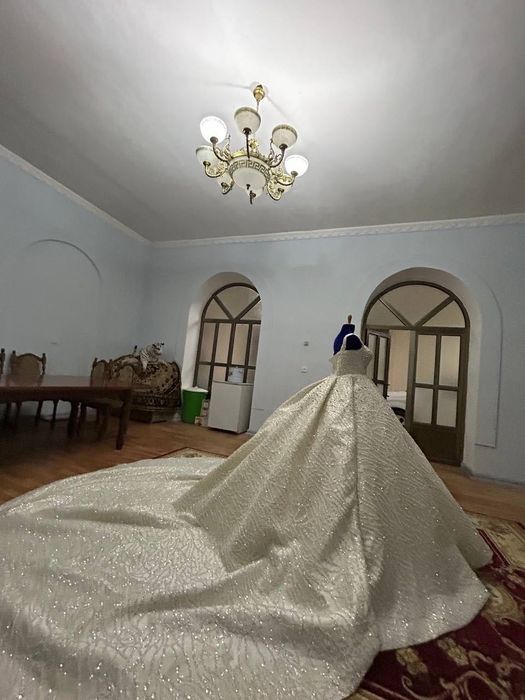 Свадебное платье с фатой