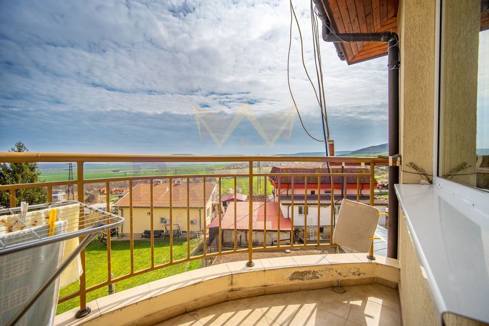 Продава се Тристаен апартамент в с. Рогачево, Област Добрич - 71 кв.м за 632 €/кв.м - Снимка #2