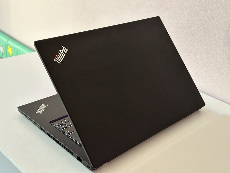 14’FHD IPS/i7-1165G7/Thinkpad P14s g2/Nvidia T500/16GB DDR4/512GB SSD