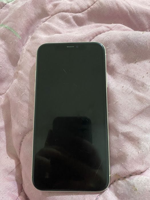 айфон 11,60к сатылады