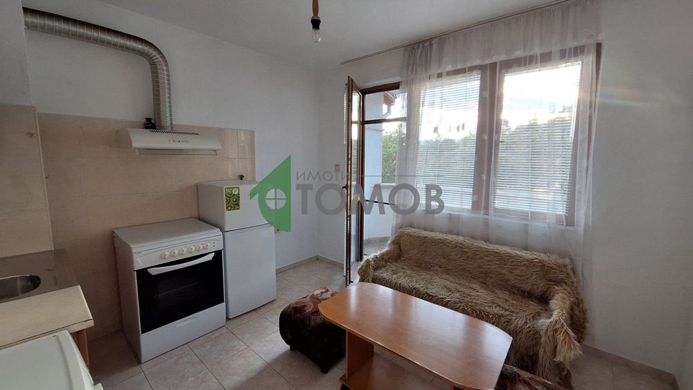 Дава се под наем Двустаен апартамент в Стара Загора, Център - 45 кв.м за 280.5 € - Снимка #3