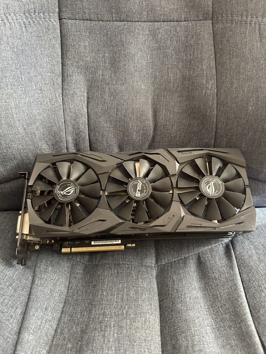 Обменяю ASUS ROG Strix GTX 1080 Ti