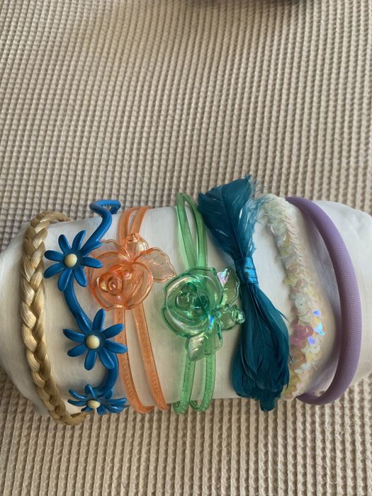 Ободки для   волос, новые.