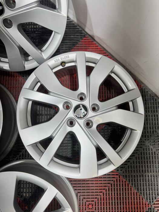 Jante Skoda R 17 NOI , Superb , Octavia , Karoq, Yeti