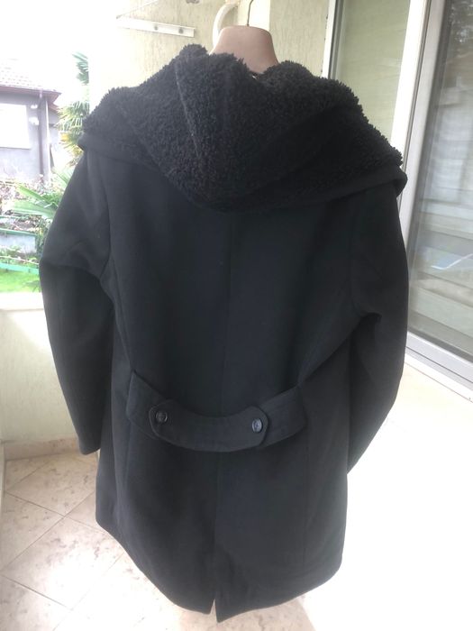 Мъжко палто с качулка