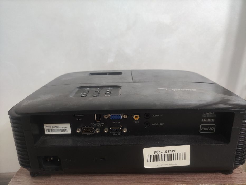 Продам проектор Optoma S343e