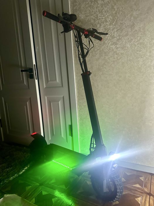 KugooKirin Max Speed/  60км/ч  Запас хода 25км