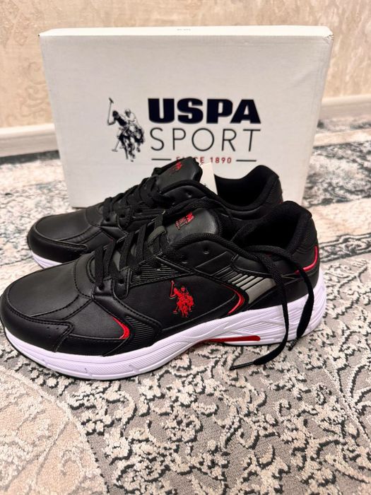 Стильные кроссовки USPA Sport — комфорт и уверенность в каждом шаге!