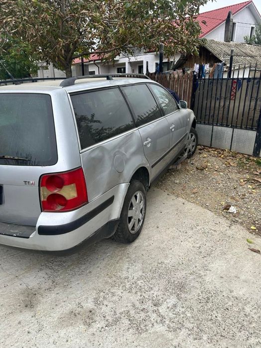 VOLKSWAGEN Passat 2003 — imagine 4
