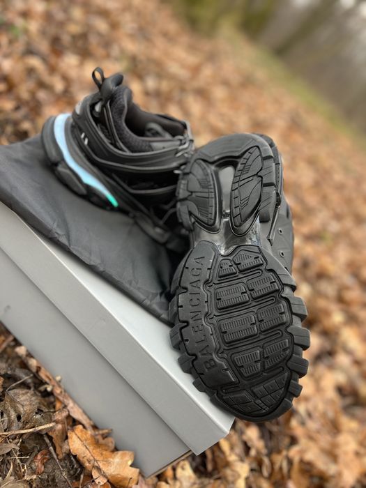 Balenciaga Track,noi,full box,10/10!