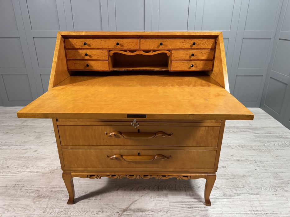 Писалище - секретар масив К076