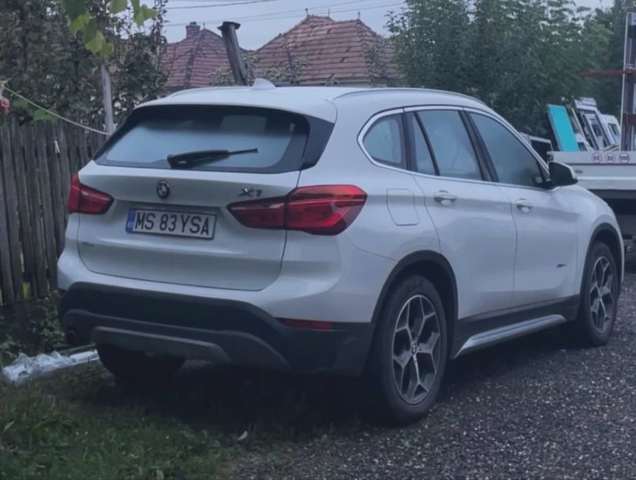 Bmw x1 2017  9600€