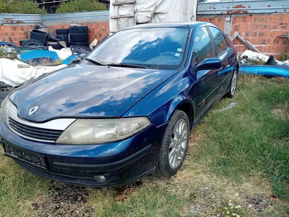 Рено Лагуна 2 1.9DCI  НА ЧАСТИ