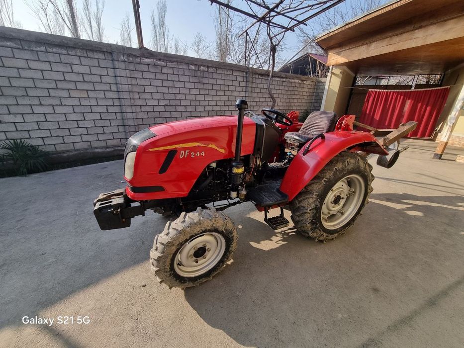 Mini traktor donfeng 244