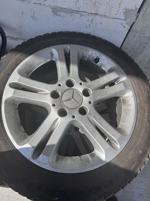 Vand jante cu cauciucuri