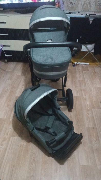 Продам детскую коляску