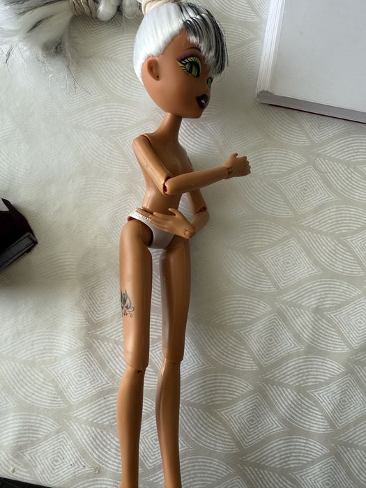 Срочно продам куколу bratzillaz