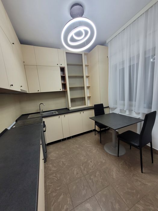 Apartament în vilă, 2 camere, rond Alba Iulia  - Bd Unirii