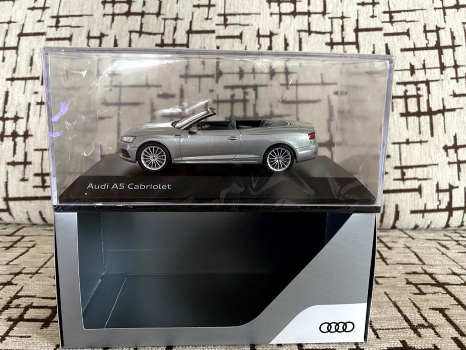 AUDI A5 CABRIOLET macheta auto scara 1:43 SPARk dealer edition