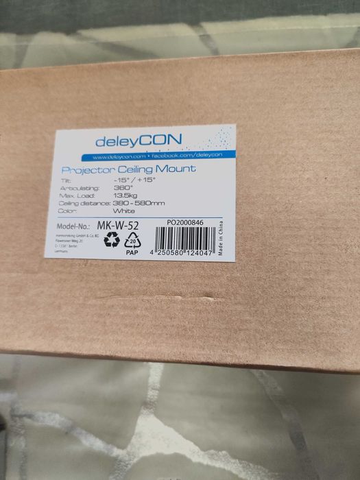 Комплект Видео Проектор с Ел .Екран