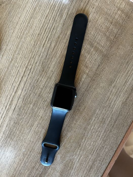 Продам часы эпл вотч