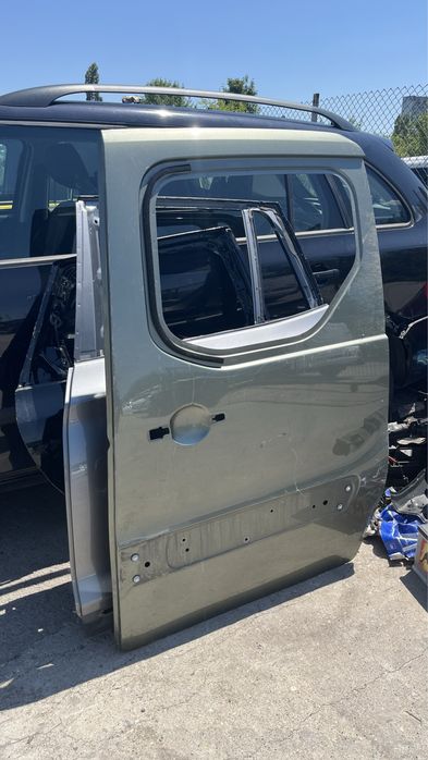 Задна лява плъзгаща врата Peugeot Partner, Citroen Berlingo