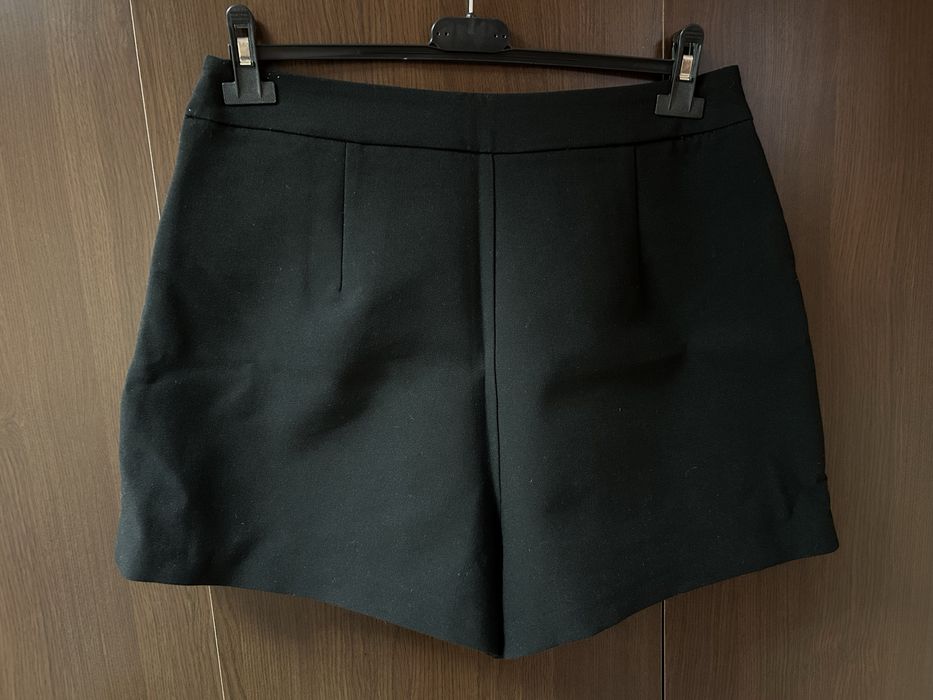 Пола-панталон черен цвят